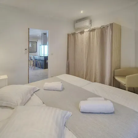 דירה Immogroom- Apartment 70M2 - Renovated - Wifi - A C