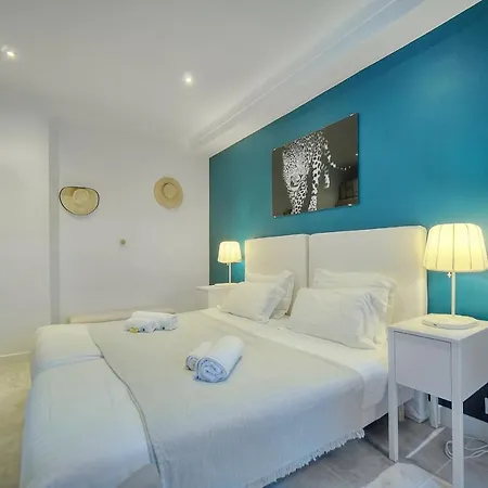 Upstays Carre D Or 70m Cannes
